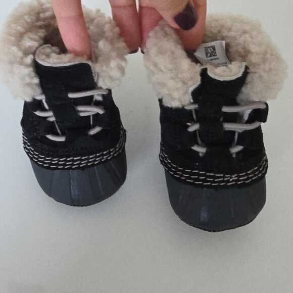 SOREL | Caribootie Snow Boots black Suede Shearling Baby Sz 1 - Picture 3 of 5